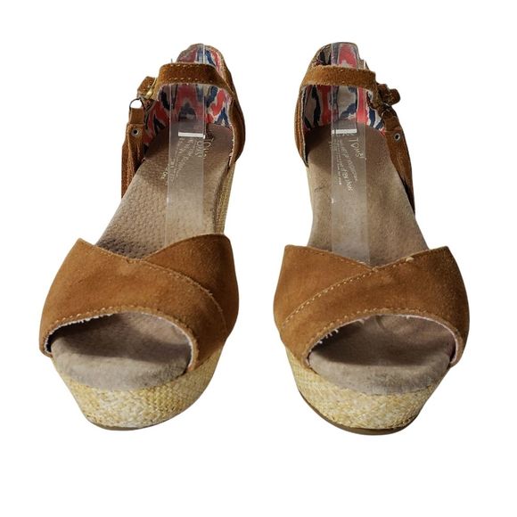 1 Day SALE Tom's Suede platform wedge tassel ankle strap - Picture 4 of 11